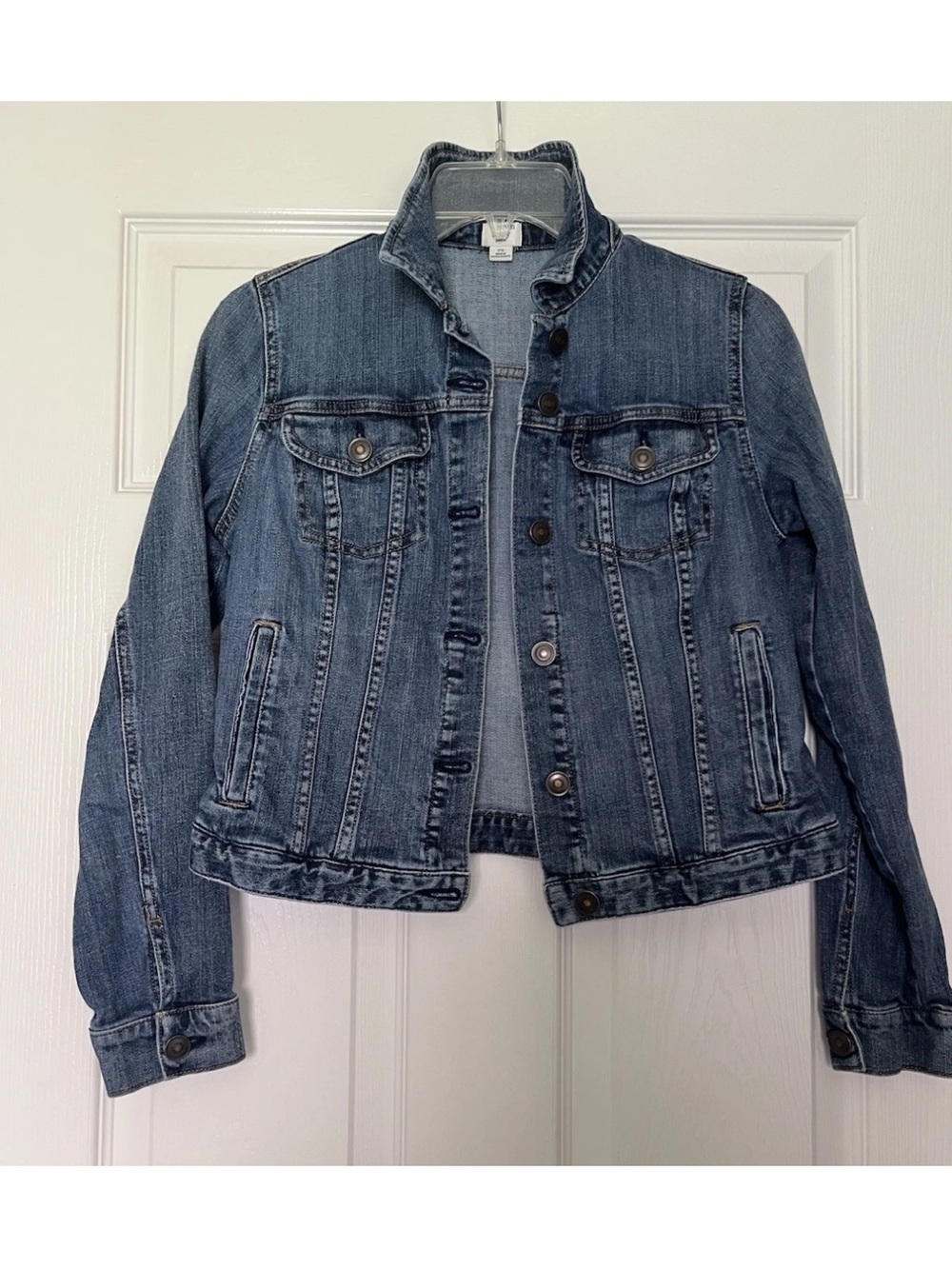 crown & ivy Women's Medium Blue Denim Jacket Petite Small
